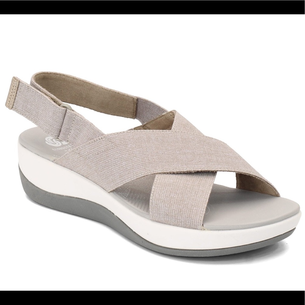 Clarks Cloudstepper Grey Sandals -NWT-Size 9/40
